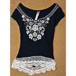 Beautees Black Embroidered Floral Lace With White Crochet Lace Hem Shirt Girls S